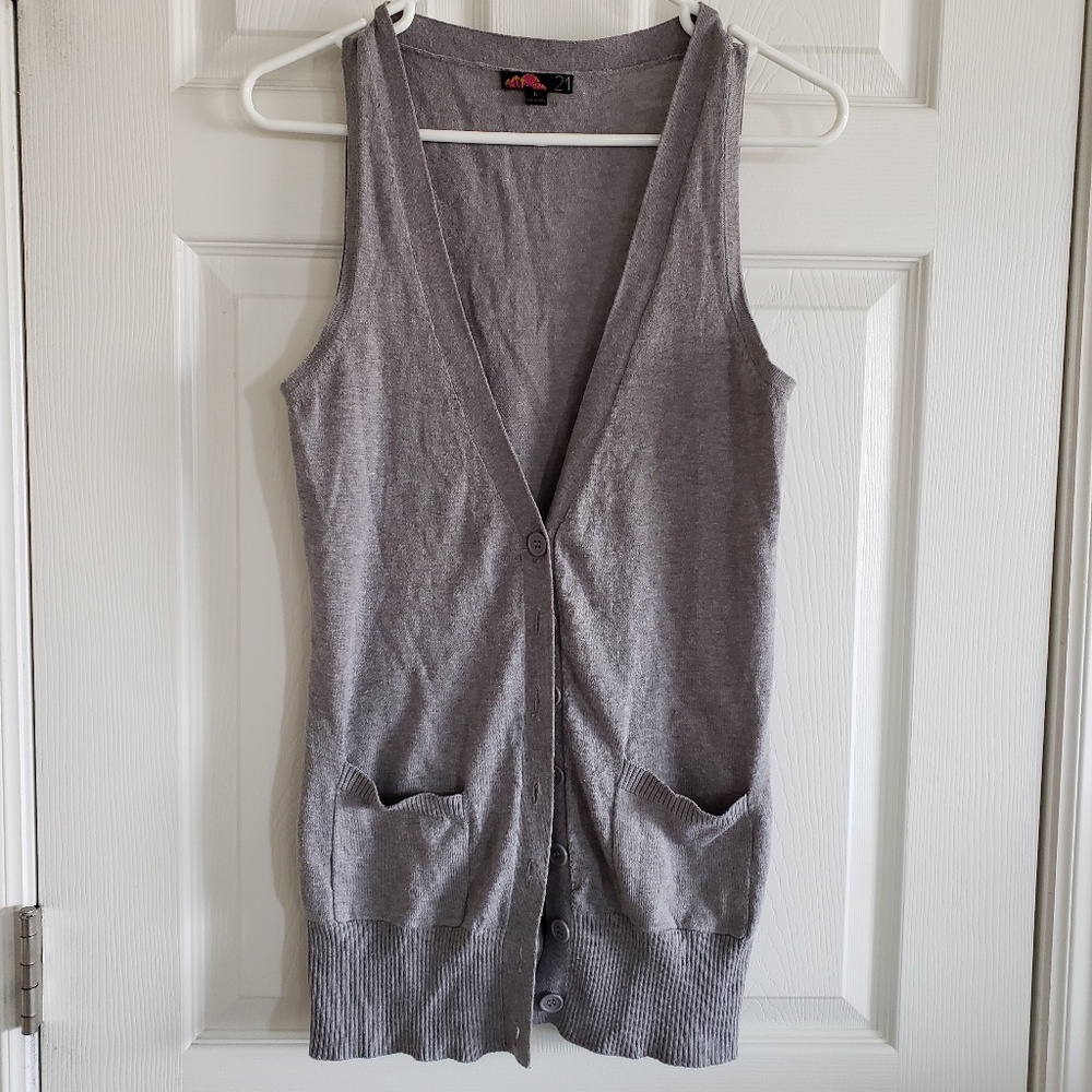 Forever 21 gray sweater vest